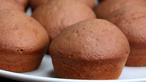 muffins γεμιστά με πραλίνα φουντουκιού